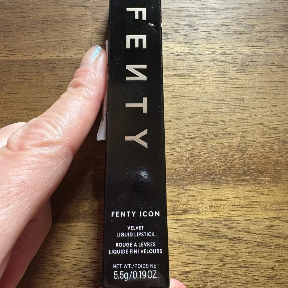 New Fenty Beauty Icon Velvet Liquid Lipstick- RiRi